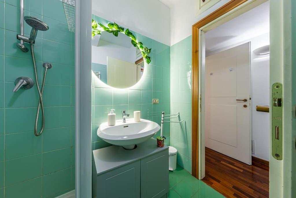 Close To Duomo Lovely City Center Flat Apartment Milan Luaran gambar
